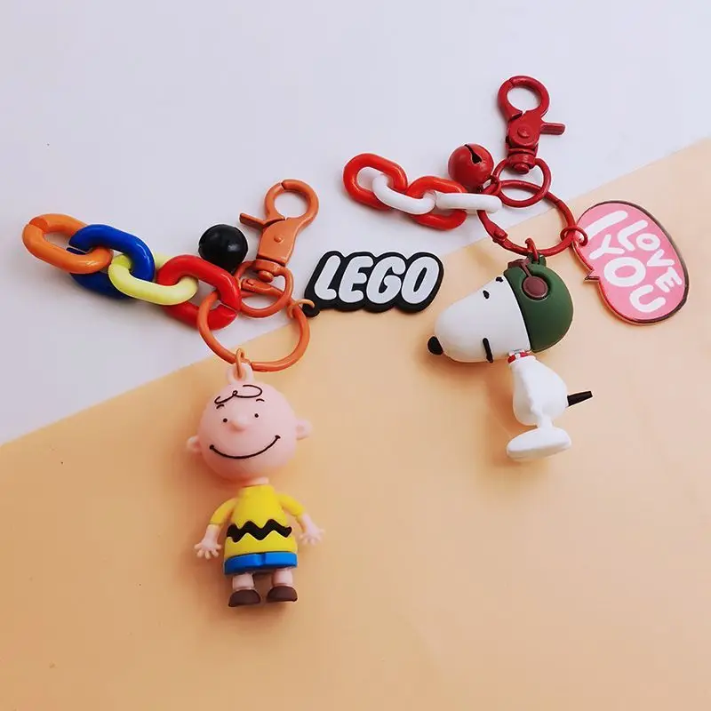 Snoopy Cartoon Animation Peripheral Puppy Style Creative Keychain Bag Pendant Charlie Brown Car Keychain Couple Birthday Gift