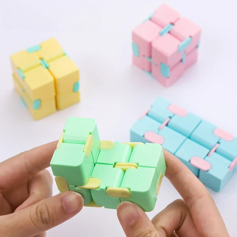 

Infinity Cube Anxiety / Stress Relief Creative Puzzle Toys Pocket / Party Favours Flip Magic Cube Children's Educational Toys