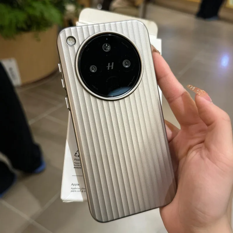 حافظة ظهر رفيعة صلبة بلون لامع من التيتانيوم لهاتف OPPO Find X6 X7 X8 Pro Ultra X8S + غطاء طبيعي مموج مضاد للبصمة #1