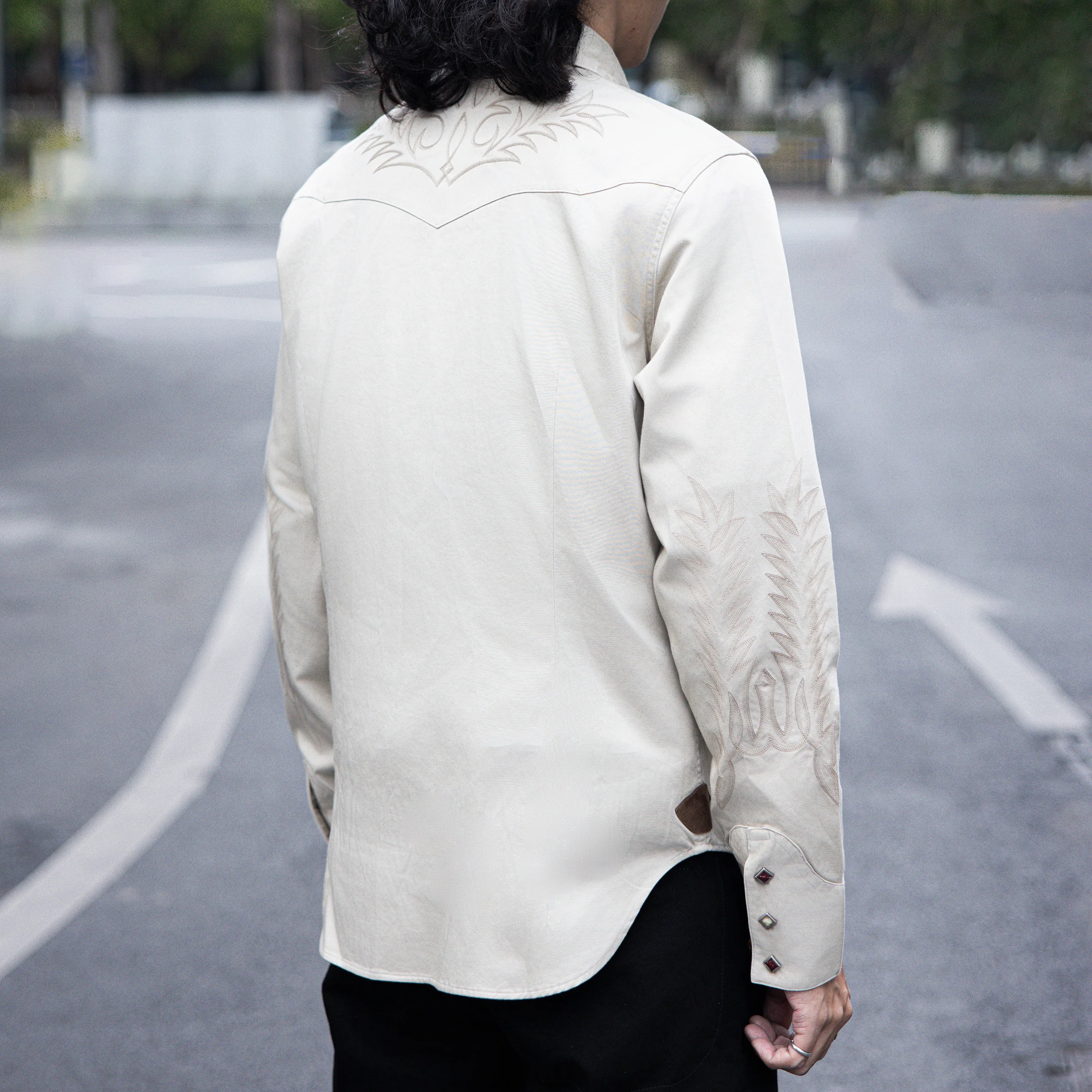 ST-0082 Big US Size Genuine Quality 300GSM Vintage Looking Loose Fitting Mans  Wool Embroidery Shirt
