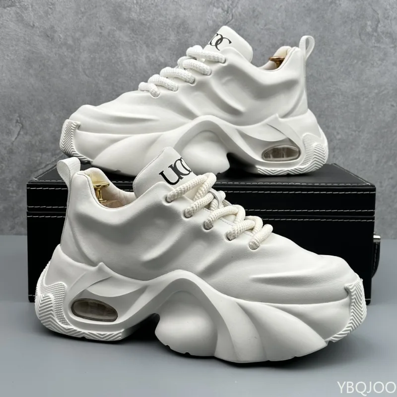 Hot Selling Men's Shoes in Plus Size Design New Thick Soled Fashionable and Versatile Sports Vulcanized Shoes with Temperament