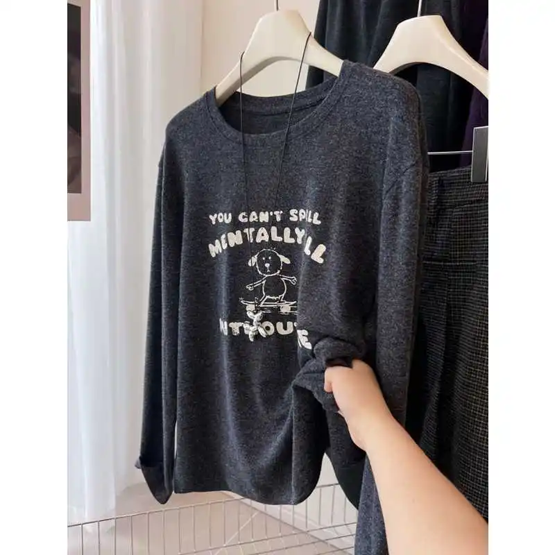 

Retro American Bear Print Long Sleeve T-Shirt Women's Winter Casual Loose Fitting Flocking Base Layer Top round Neck