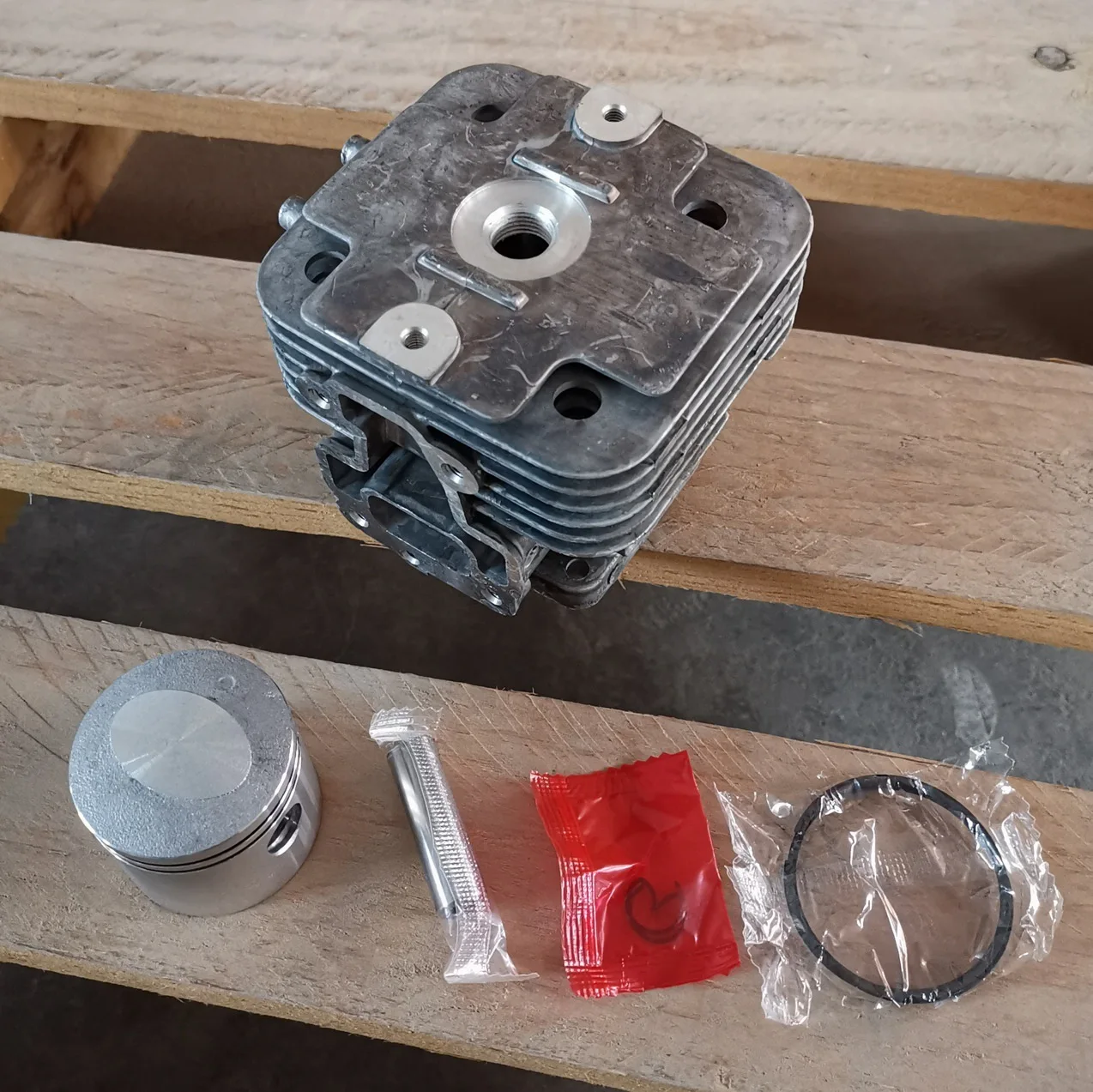 

Подходит для корпуса цилиндра TJ53, поршневой узел цилиндра TJ53E, 44 мм.