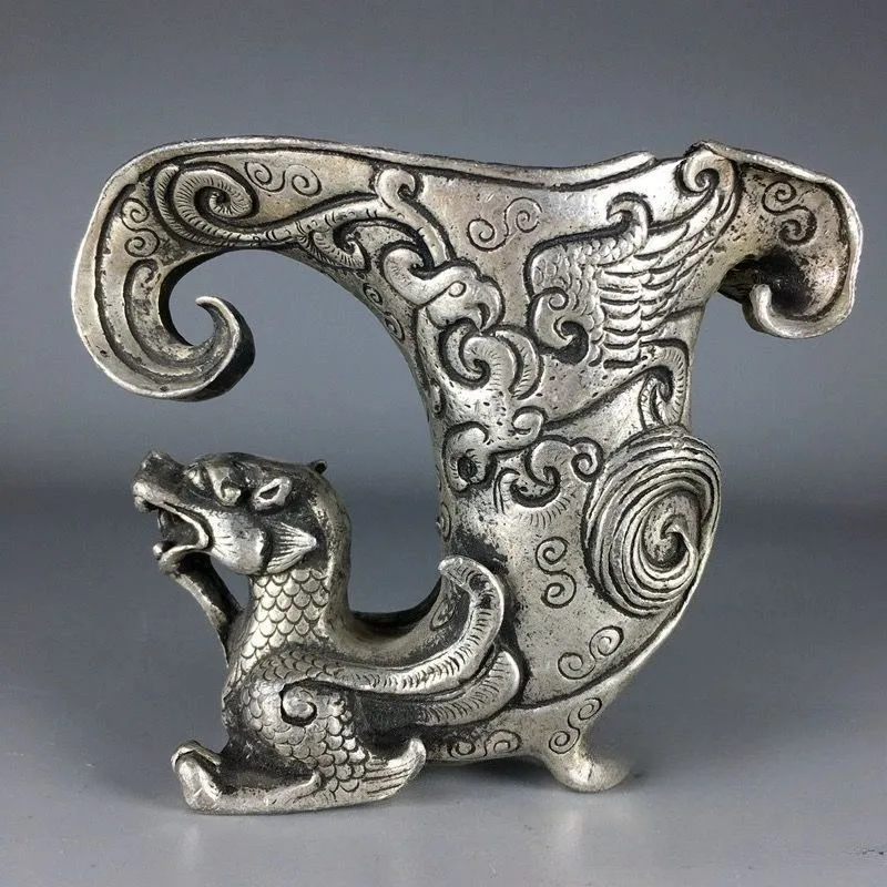 Vintage Carved Dragon Wine Cup Phoenix Ritual Goblet Retro Ornamental Wine Vessel for Home Decor