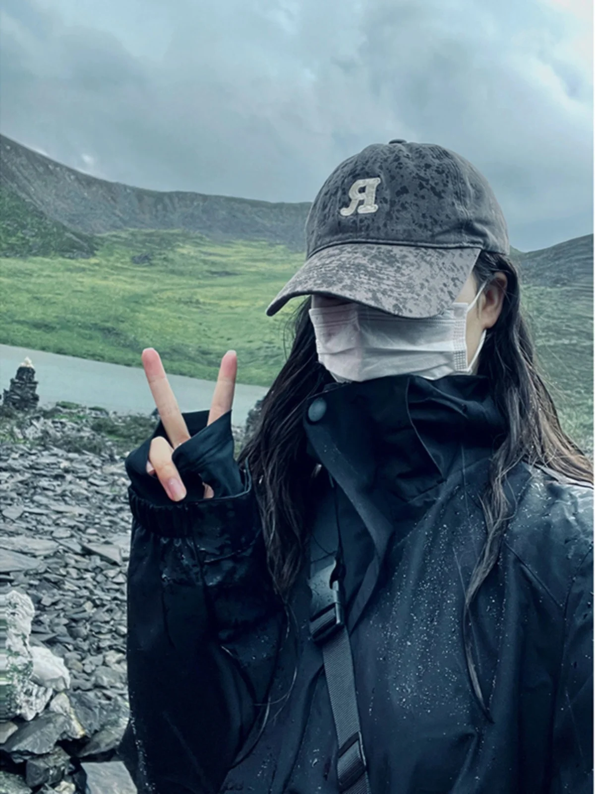 

Lightweight American Sle Men's Climbing Jaet Summer Thin Function Windbreaker Waterproof Polyester Pure Color Zipper Closure