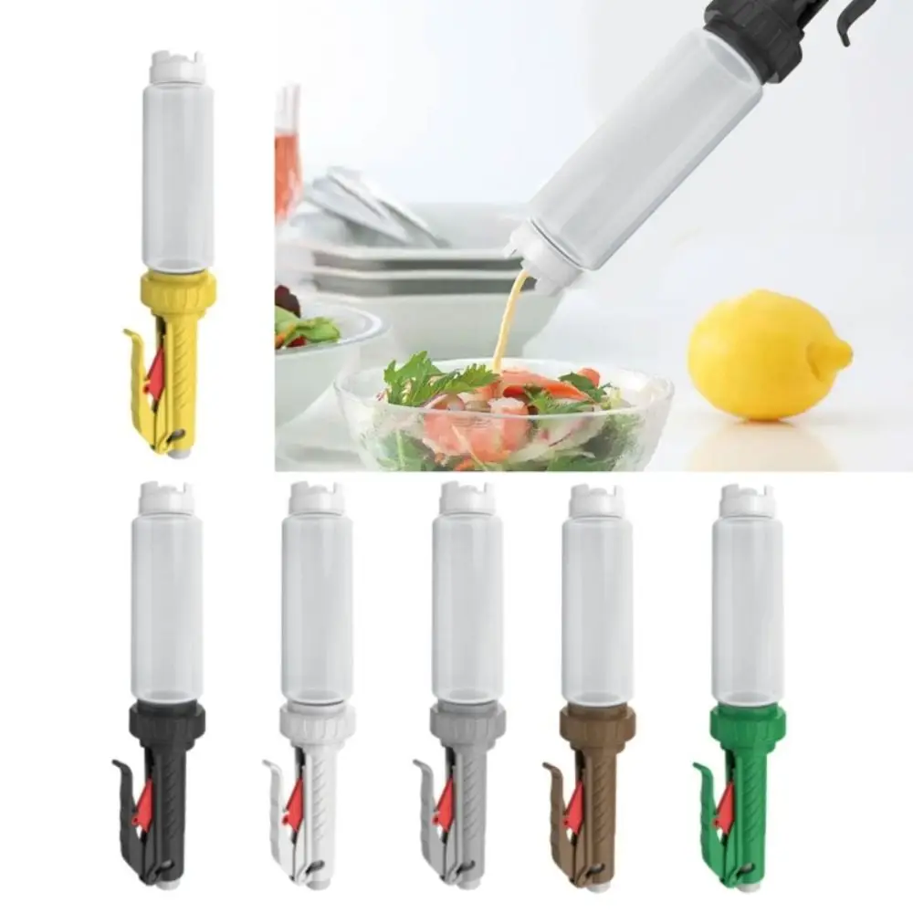 Enduring Plastic Sauce Squeezer Refillable 480ml Salad Dressing Bottle Hanging Design Portable Squeeze Bottle For Coffee