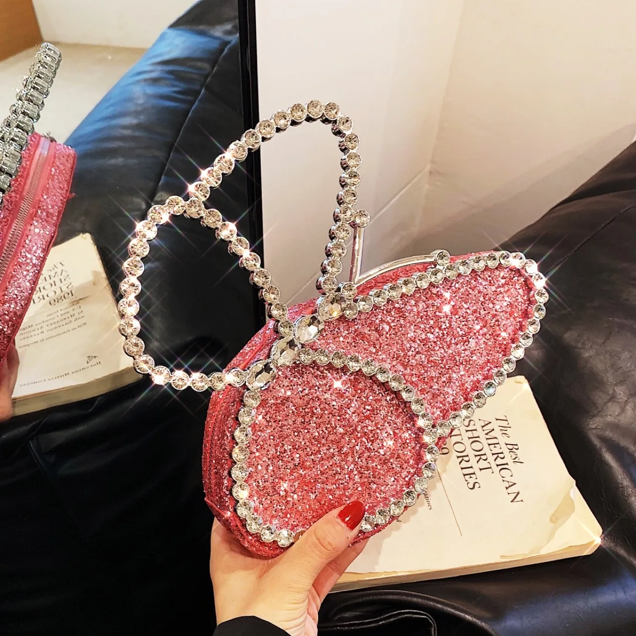 

Вечерний клатч с кристаллами и бабочкой для женщин, праздничный кошелек со стразами и съемной цепочкой, летняя вечерняя сумка