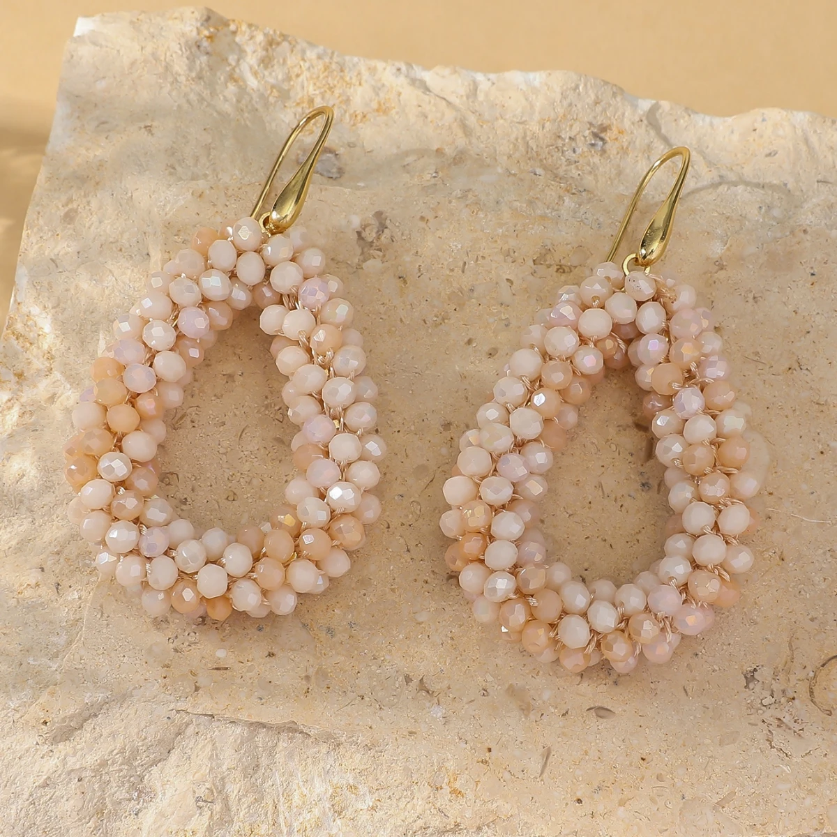 Boho stijl veelkleurige waterdruppel oorbellen voor vrouwen elegante handgemaakte kristallen kralen hangende oorbellen zomer strandfeest sieraden