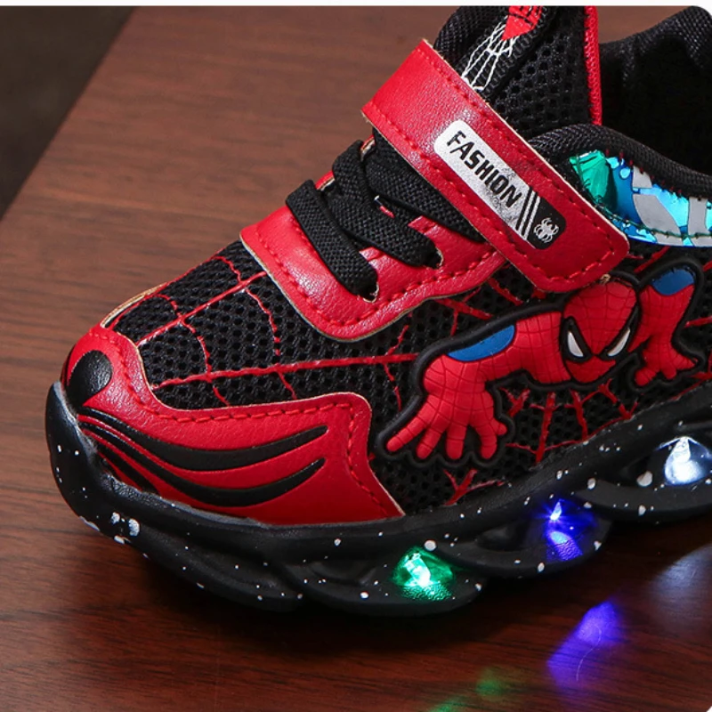 Disney Children\'s Led Light Sneakers Fashion Aoger Spiderman Boys Sport Shoes Cartoon Casual Shoes Breathable Outdoor Shoes