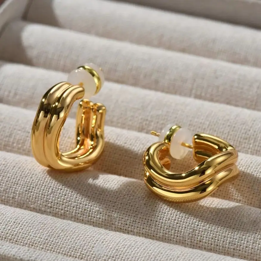 

Europe America Brass Plated 18K Gold Twist Earring Women Simple High Quality Jewelry Trend