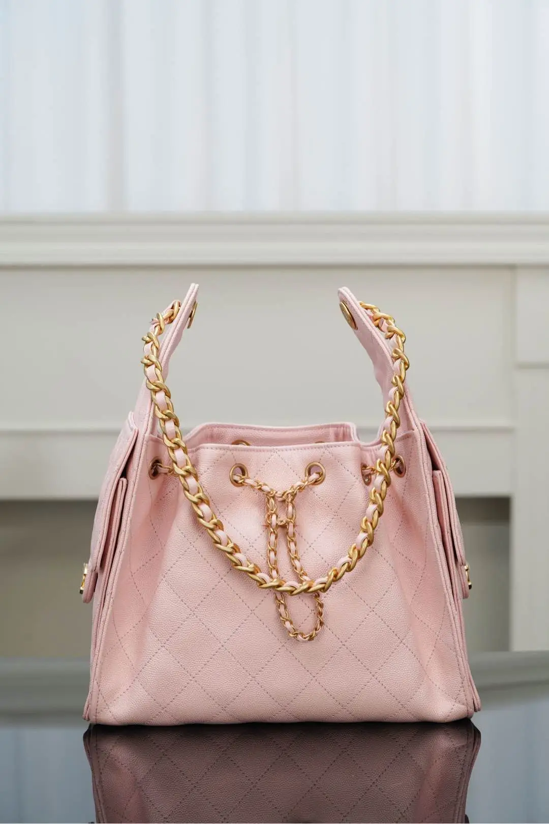 Women Drawstring Bucket Bag Rhombus Quilted Chain Shoulder Bag Large Capacity Casual Handbag For Daily Commute