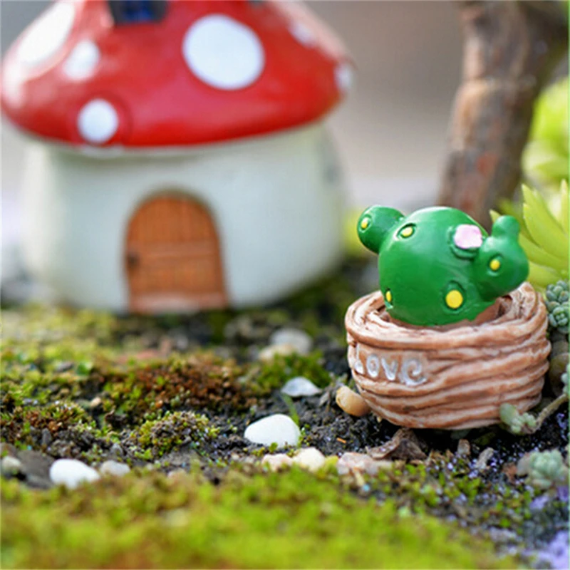 Moss Micro Landscape Ornaments Love Pot Plant Mix Size Fairy Garden Decor Crafts