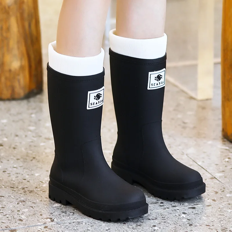 

Women's Mid-tube Rain Boots Adult Style Integrated Velvet Warm Boots Wear-resistant Thick-soled Water Shoes Non-slip Rubber Shoe