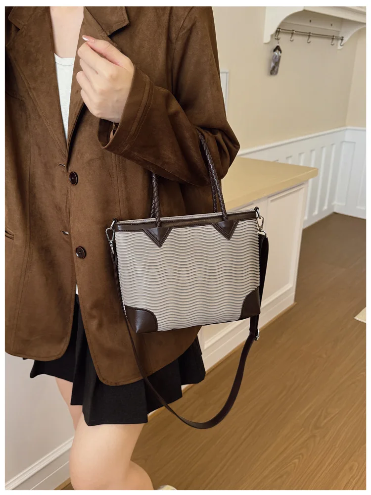 

New Fashion Textured Tote Bag, Large Capacity Color Block Shoulder Crossbody Bag for Commuting & Casual, Ideal for Daily Use