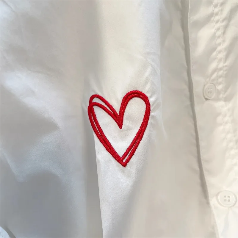 Blusas Mujer 2024 Oversize Shoulder Top Japanese Retro Heart Embroidered Short Sleeved Shirt White Men Women Summer Blouse