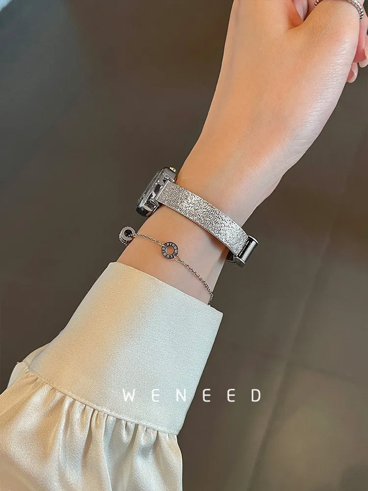2026 Square Watch for Women Small Exquisite New Small Dial Light Luxury Niche Ladies Quartz Watch