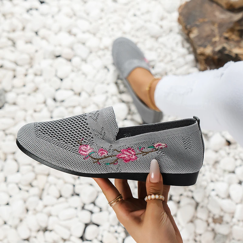 

Women Sneakers Mesh Breathable Floral Comfort Mother Shoes Soft Solid Color Fashion Female Footwear Lightweight Zapatos De Mujer