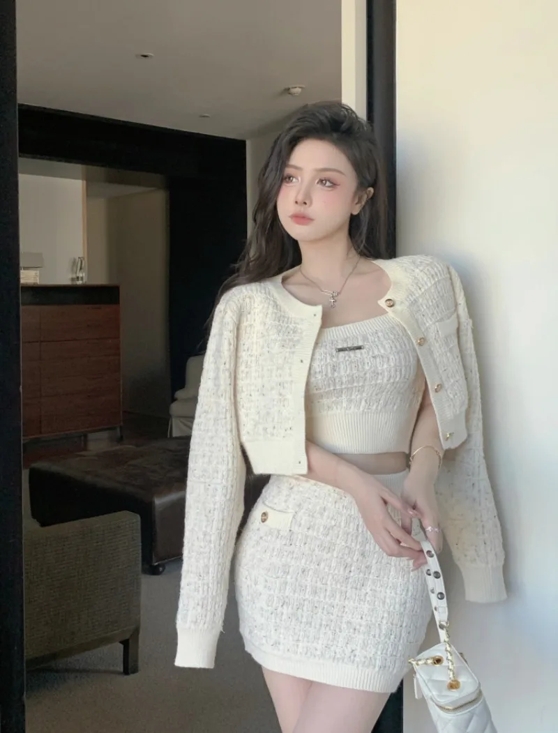 

Sweet and Cool Hot Girl Suit Women's Summer Knitted Long-sleeved Cardigan Halter Top High Waist Short Skirt Three-piece Set