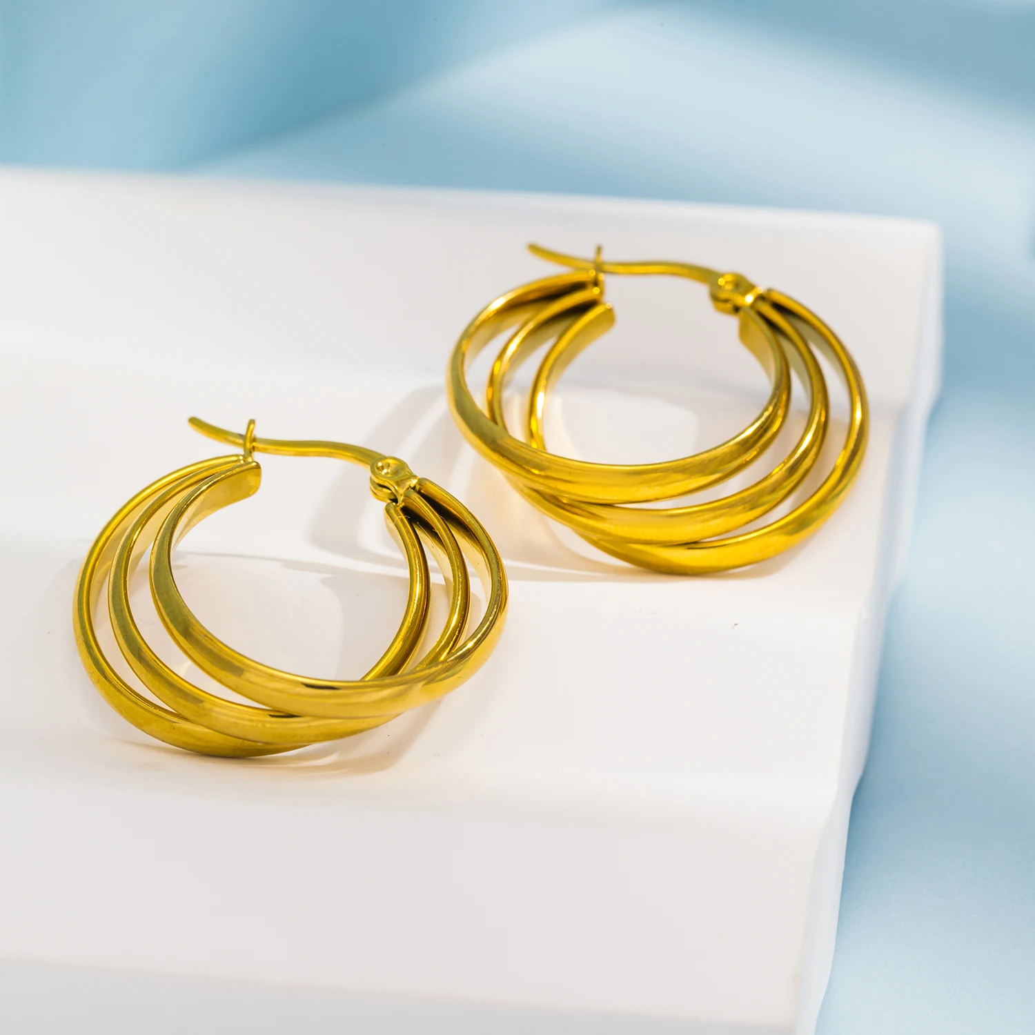 Multilayer Big Hoop Earrings for Women Fashion 18K Gold Plated Stainless Steel Hoops Ear Buckle Jewelry