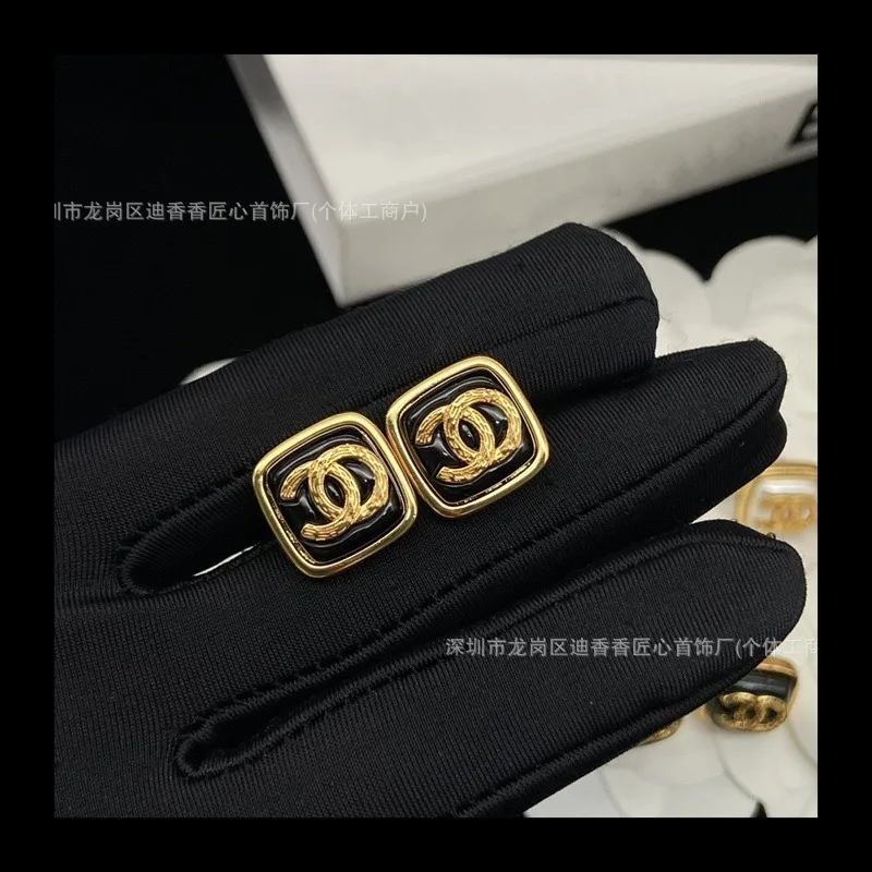 أقراط مزدوجة السكر للنساء، زوج مربع أسود أنيق مع ملصق المد #1