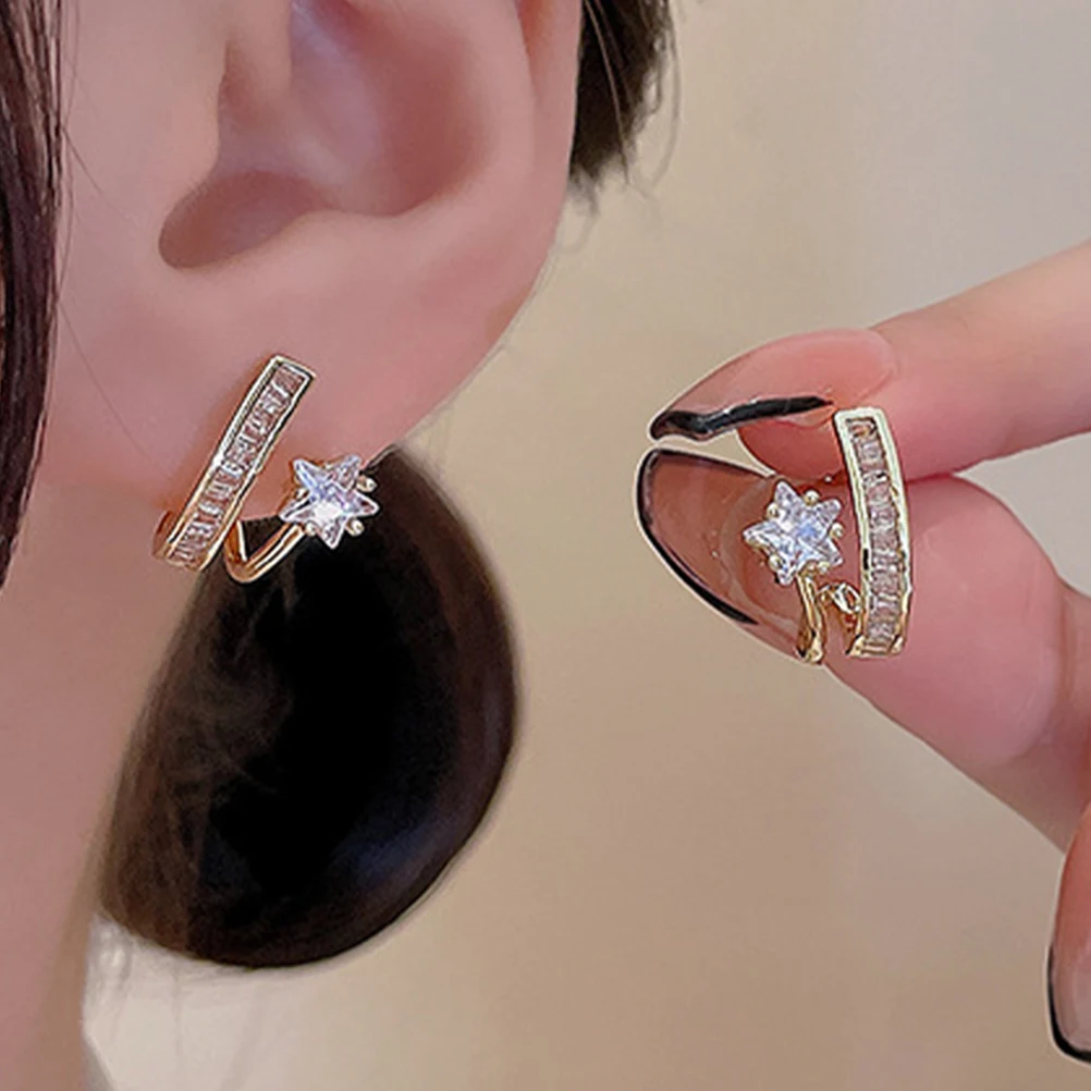 

2 Pairs Decorative Star Earrings for Women Trendy Jewelry Stars Studs Metal