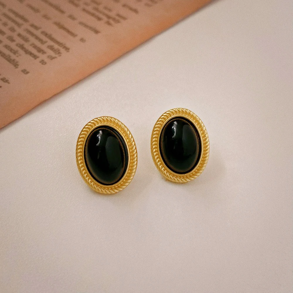 New Black Earrings Irregularity Metal Earring for Women Vintage Jewelry New Design Fashion Aesthetic Earrings Accessories