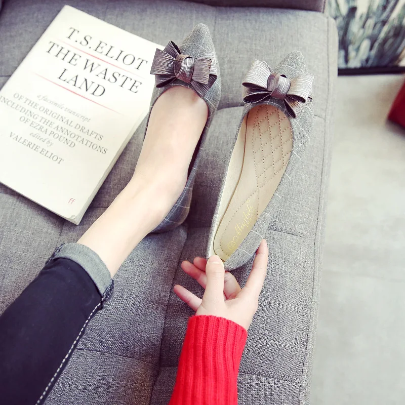 New Women Shoes Casual Flats Shoes Woman Plus Size Flats Fashion Butterfly-knot Slip-on Loafers Ladies Boat Shoes Spring Autumn