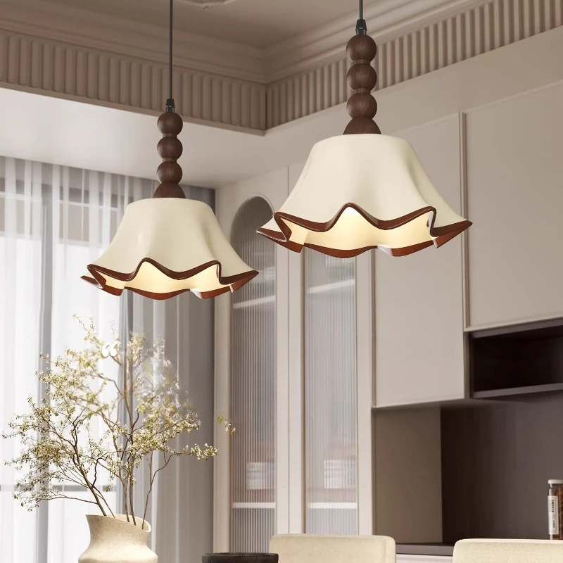 

French Style Mid Century LED Pendant Lights Restaurant Kitchen Island Chandelier Living Room Interior White Ceramic Hanging Lamp