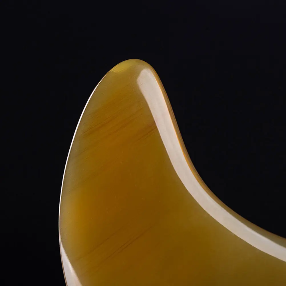 

1 шт. Натуральный скребок из бычьего рога с гладкими краями для массажа лица, шеи и тела, снятия боли, портативный, компактный, для гуаша-массажа