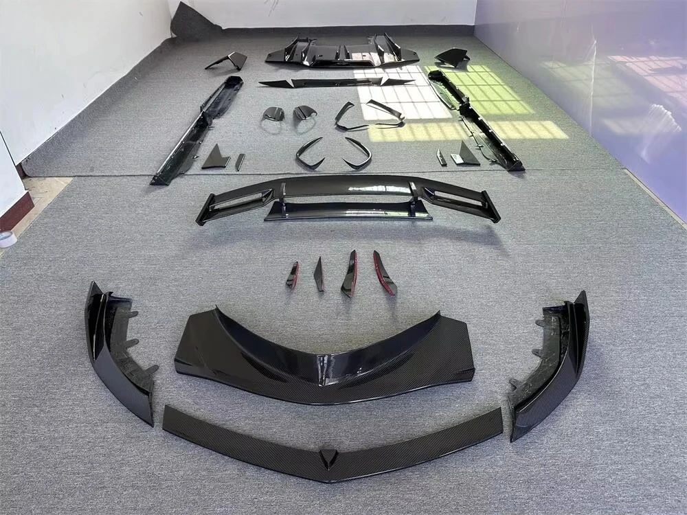 Dry Carbon Fiber Full Body Kit Front Lip Hood Side Skirt Rear Diffuser Spoiler for GT