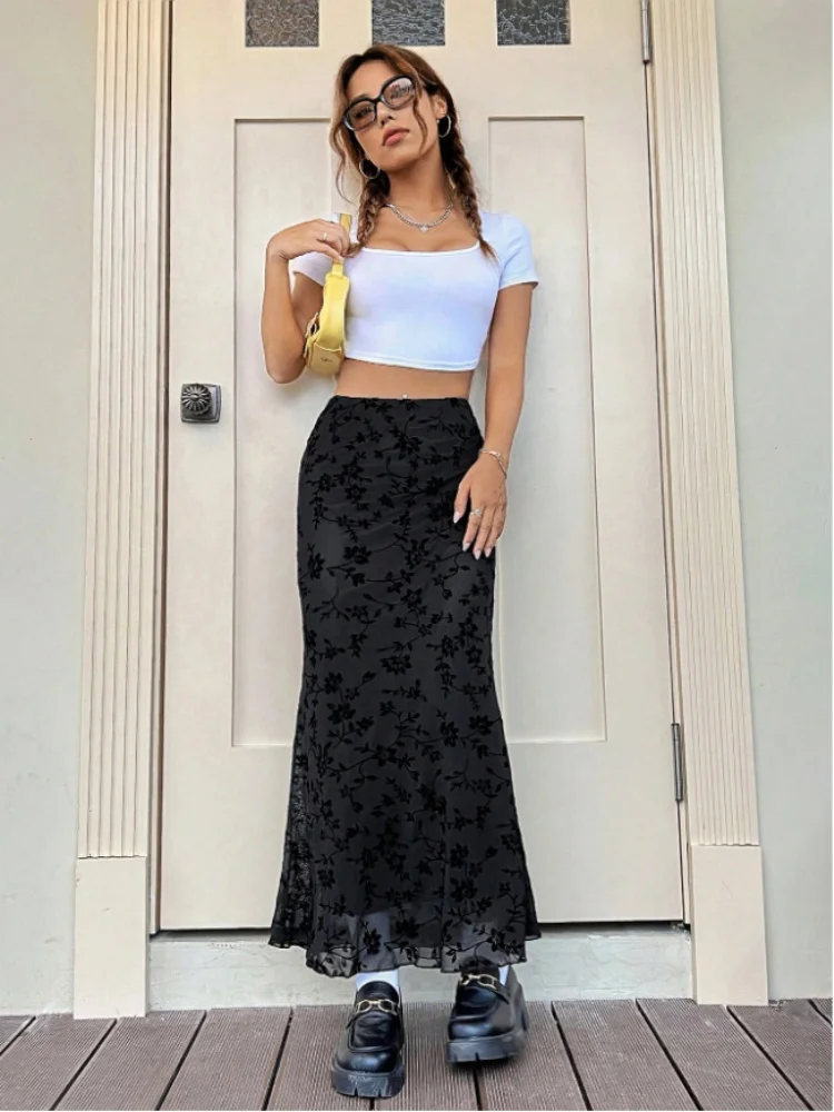 

Элегантная черная юбка-макси для женщин, весна 2026, повседневная, с цветочным принтом, приталенная, фасон «русалка»