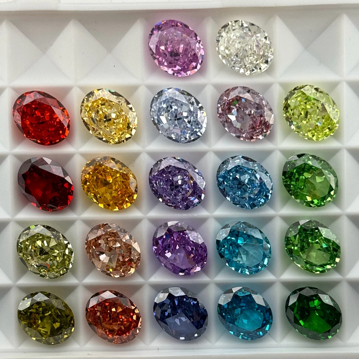 Ice Crushed Cut Oval Shape 3x5-12x16mm Mixed Colors Synthetic Cubic Zircon Loose Gemstone Colorful CZ Stone