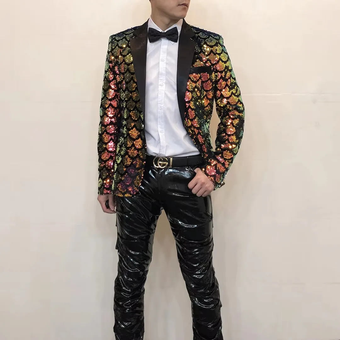

Men's Slim Fit Shiny Sequined Blazer Glitter Scale Suit Jacket for Male Singers Concert Evening Party Host Tuxedo Stage Costume