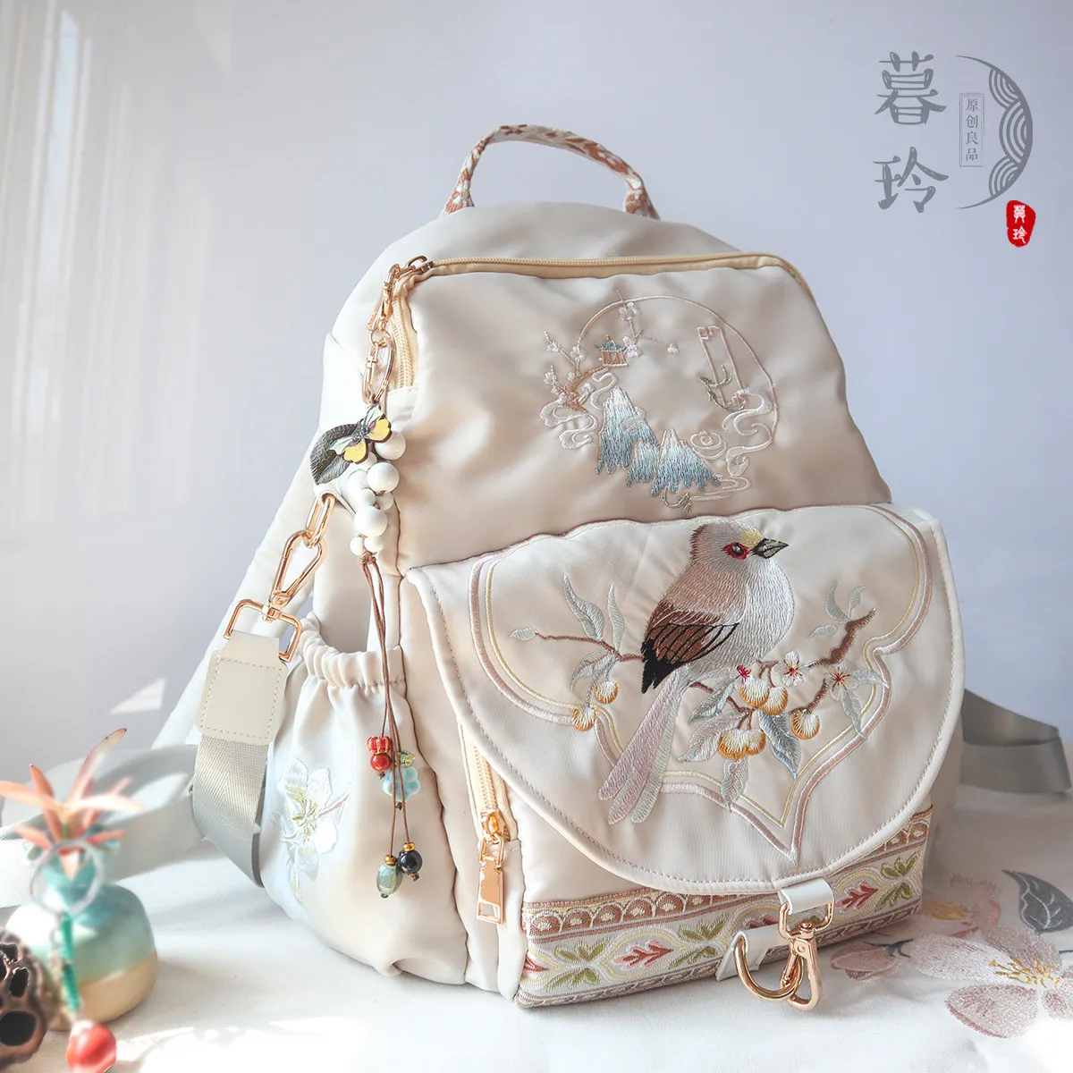 New 14-inch Nylon Oxford Backpack Leisure Travel Commuting Temperament Literary Chinese Style Embroidery Computer Schoolbag