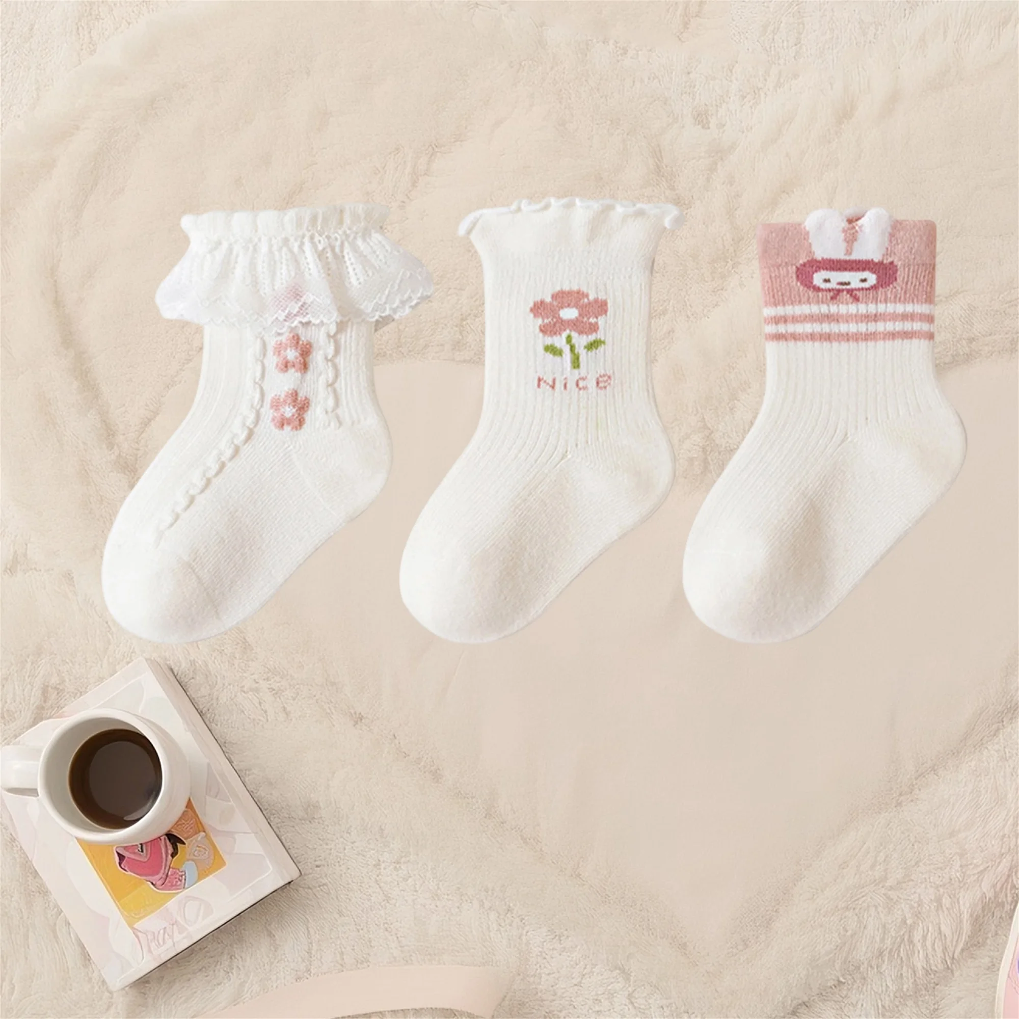 جوارب رائعة تصل إلى الركبة للأطفال الصغار مع طباعة حيوانات ممتعة وحواف دانتيل رقيقة لملابس الربيع الأنيقة #3