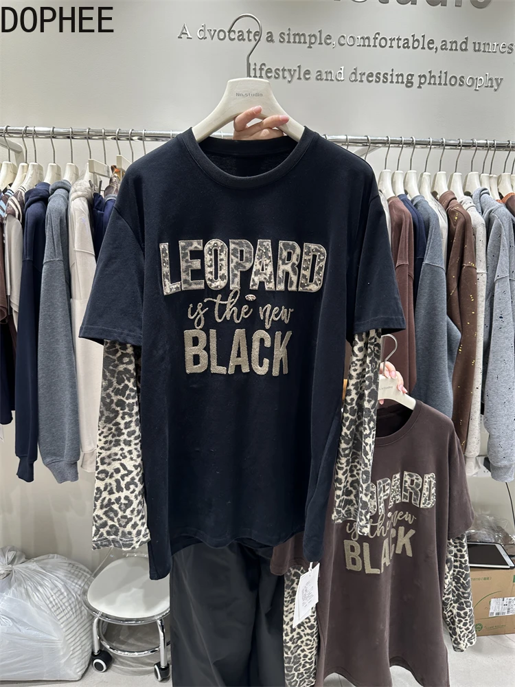 

Новинка 2023 года, осенняя футболка из двух частей с леопардовым принтом и длинными рукавами, пуловер большого размера средней длины, топ с круглым вырезом и буквами, хлопковые базовые футболки