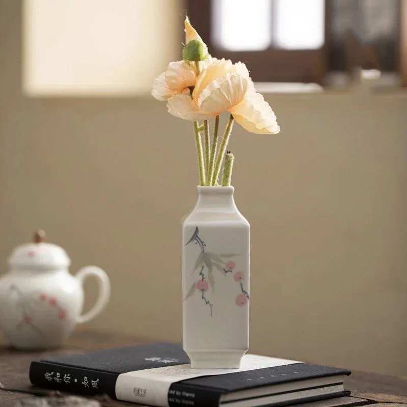 

Декоративная керамическая ваза ручной росписи с пепельницей для гостиной