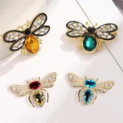 Exquisite Crystal Bee Brooches For Women High-end Rhinestone Insect Pins Suit Coat Collar Pin Office Casual Jewelry Gifts