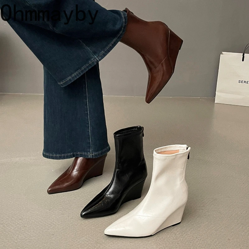 الخريف الشتاء خمر Weges كعب النساء حذاء من الجلد موضة أشار تو متجرد الأحذية الإناث الجلود الناعمة ضئيلة الجوارب القصيرة