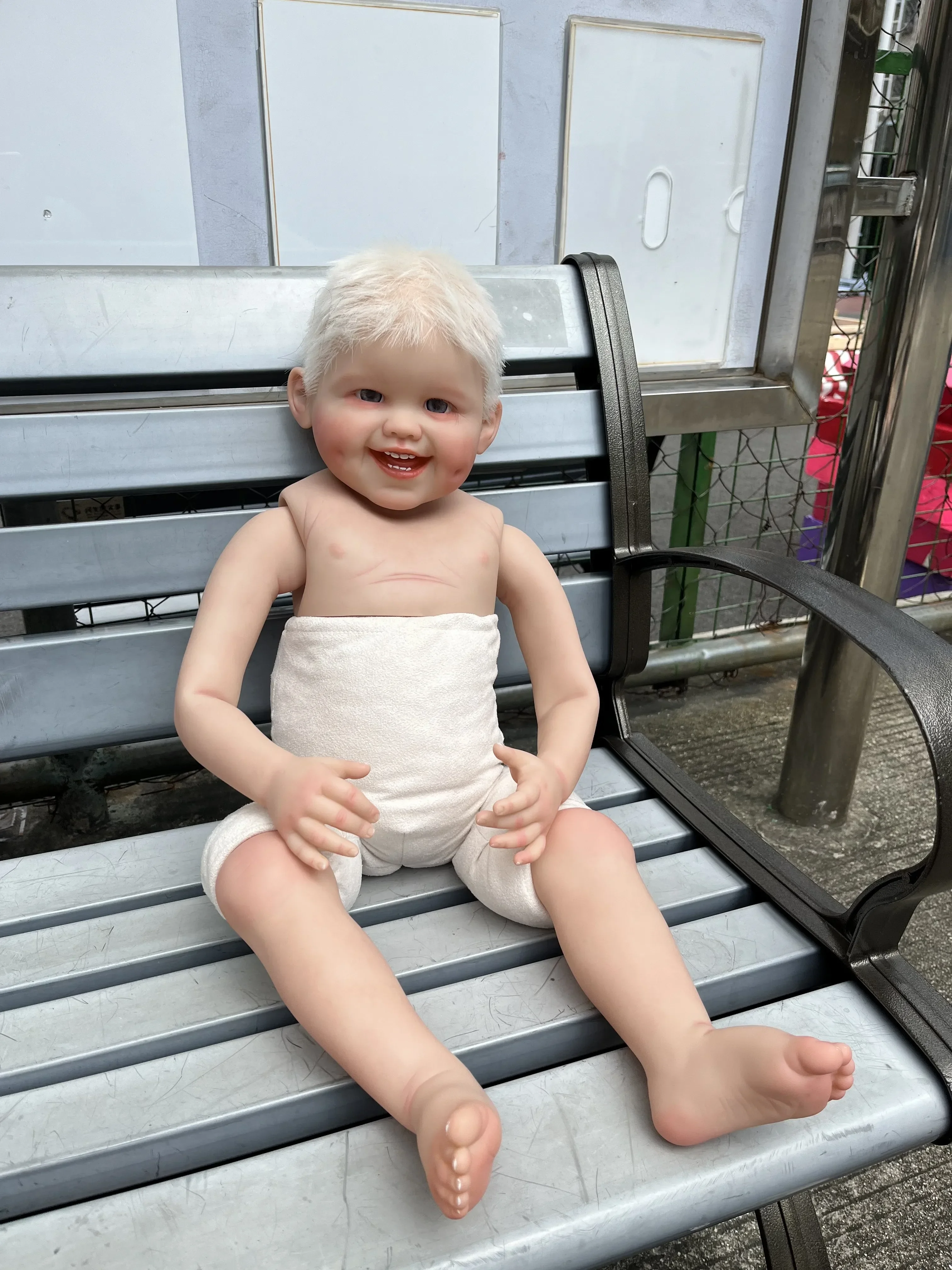 DLS Aangepaste Limited Supply 29 inch Reborn Babypop Jongen Kuiltje Handgeworteld Blond Kort Haar DIY Deel Geschilderd kit