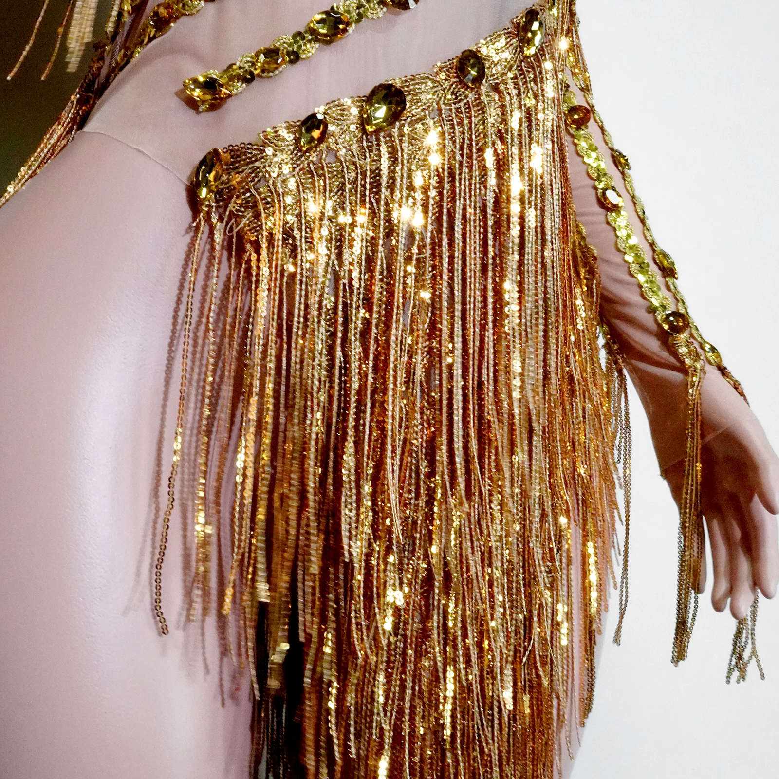 Seksowna, siateczkowa, prześwitująca, złota sukienka na jedno ramię z dżetami, sukienka do tańca, dla piosenkarki, z frędzlami, trykot, spódnica na imprezę, strój sceniczny na urodziny.