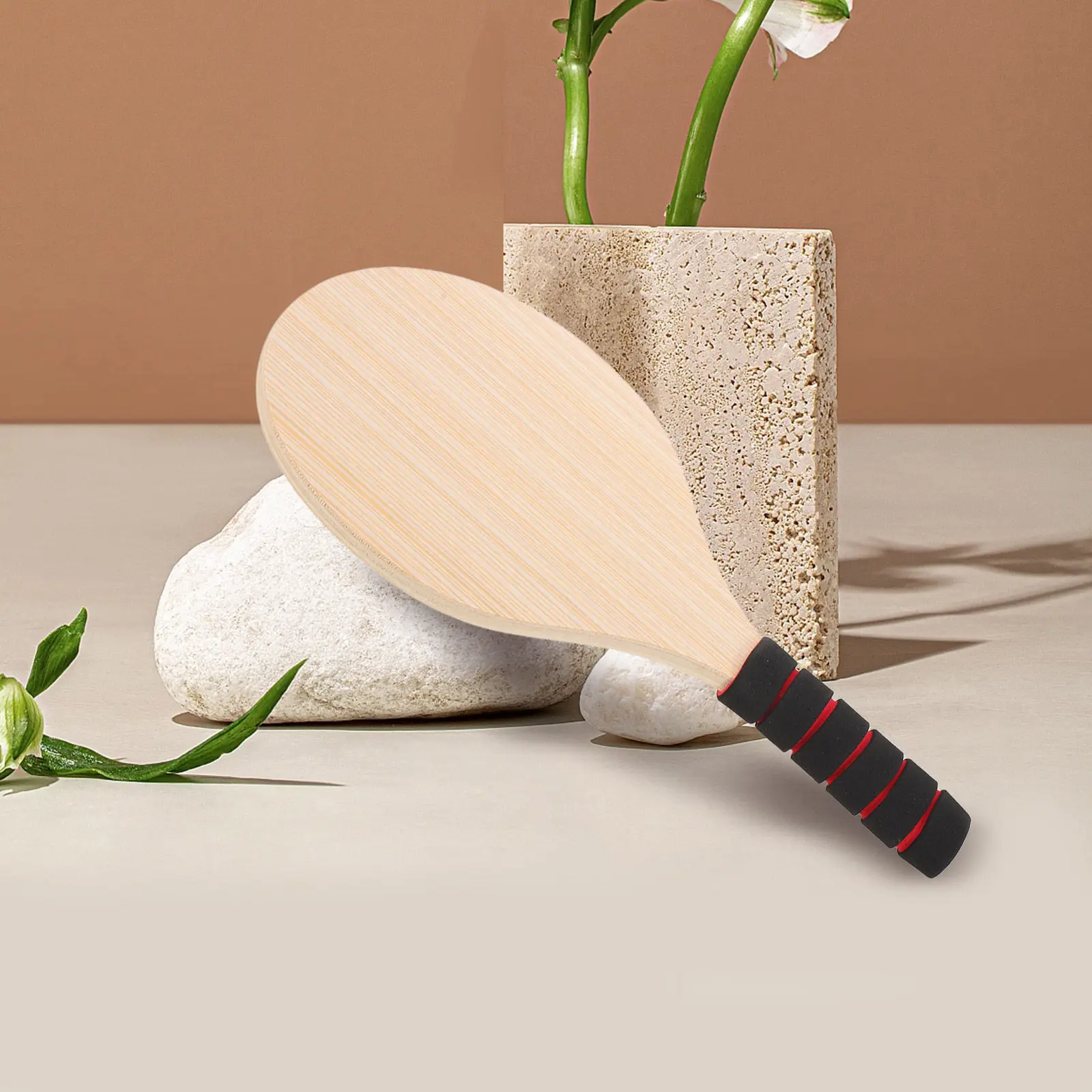 

2Pcs Wooden Pickleball Paddle Set Lightweight Wood Rackets Cushioned Grip Non-Slip Paddle for Beach Park Casual Play Beginner