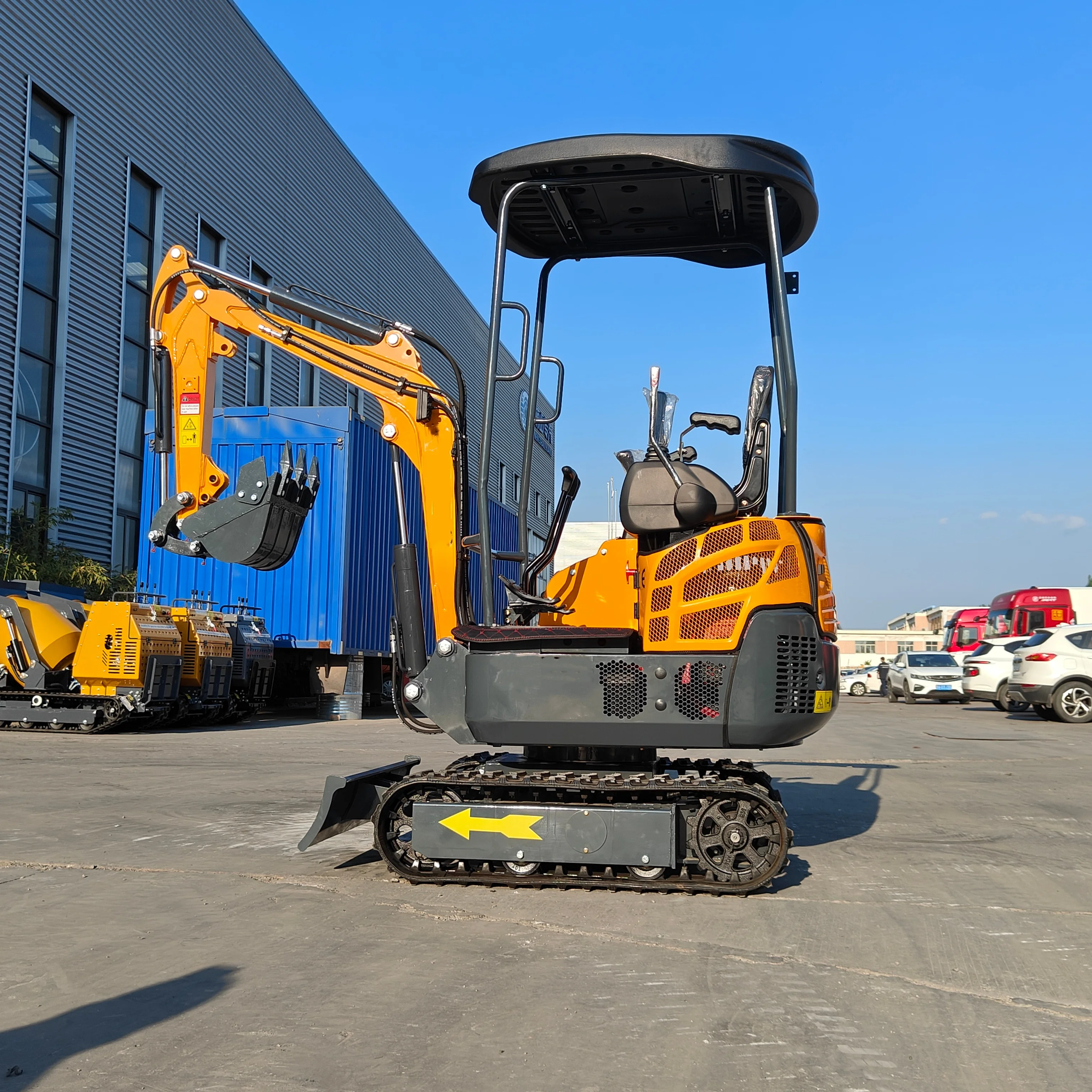 Mini Crawler Excavator、Small Digger、Kubota Diesel Engine、Farm Orchard Landscaping、Household Digging Equipment、Hydraulic Excavato