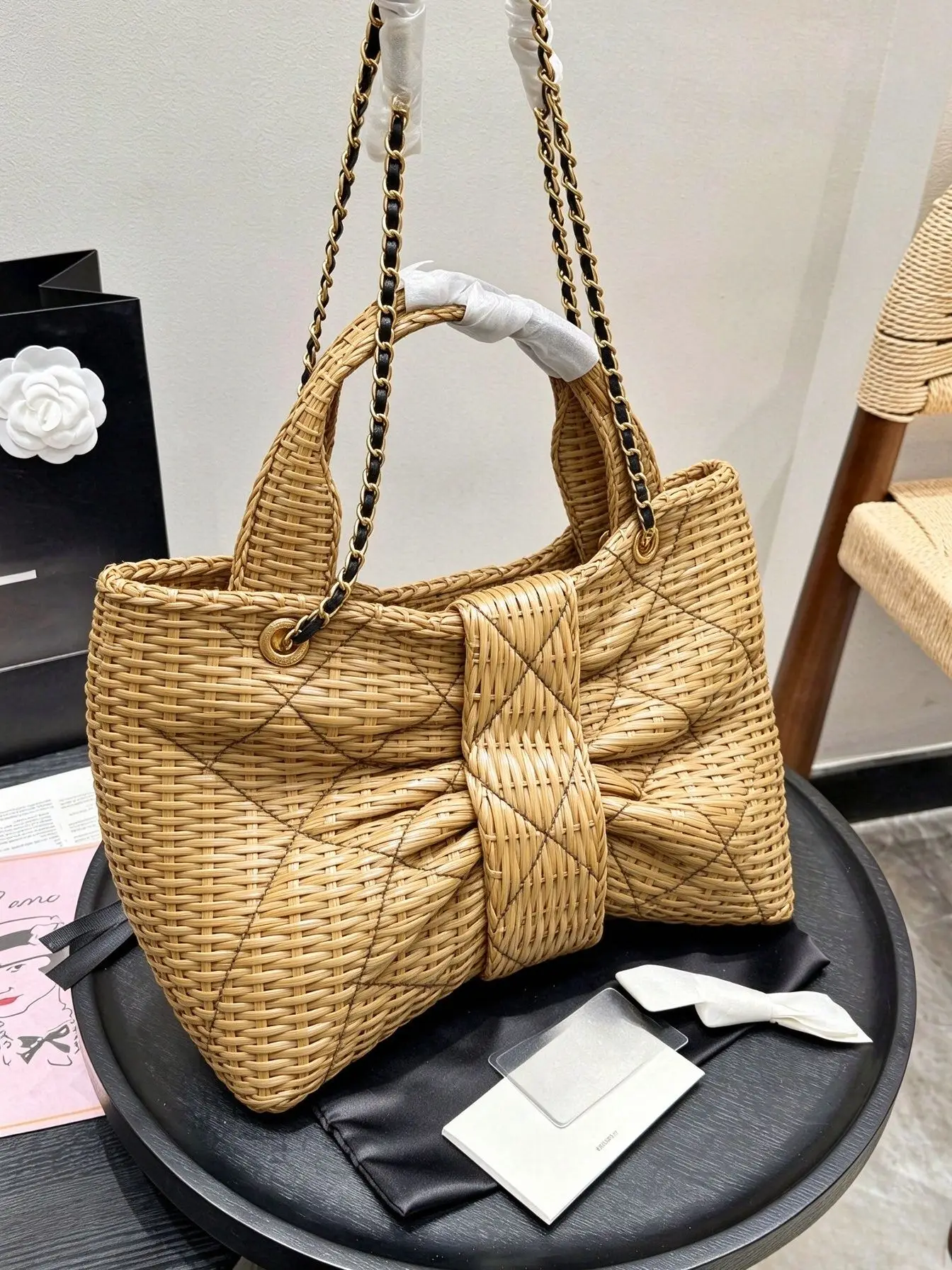 Women Natural Rattan Woven Large Tote Handbag Quilted Rhombus Weaving Dual Handle Leather Interwoven Gold Chain Summer Beach Wicker Shoulder Purse