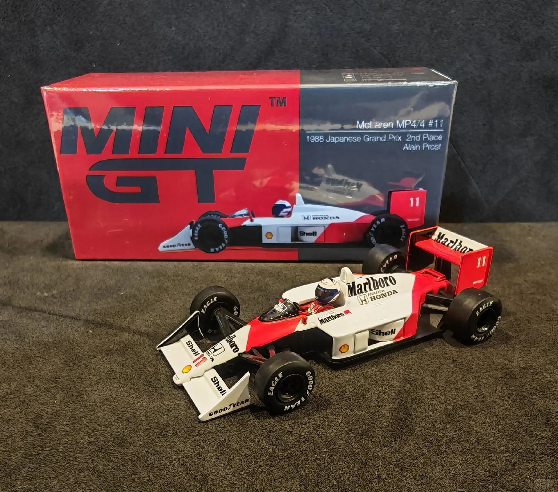 �y�Z�[�����zMINIGT 1/64 �}�N���[���� MP4/4 # 11 �A�����E�v���X�g / 12 �_�C�L���X�g�����f���J�[