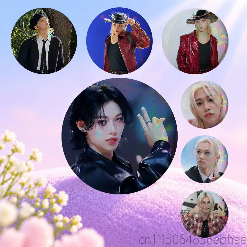 FOR S-SKZ Felix Lee Round Exquisite Laser Badge Brooches Creative Pins For Clothes Hat Backpack Gift Accessories