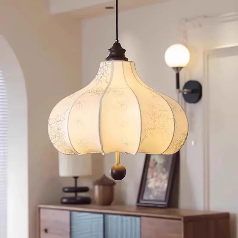 

Средневековый ресторан, тканевая люстра с принтом, французская комната, ретро орех, массив дерева, спальня, кабинет, гардероб, каштановая лампа