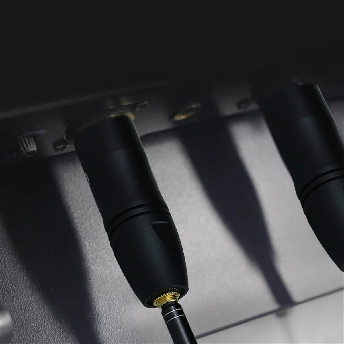 3.5mm TRS Female Socket to Male XLR Balanced Adapter, Audio Adapter Phantom Power is Converted to 3-5V Plug-in Power YDH