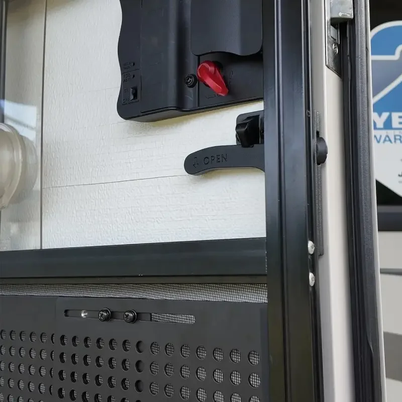 1 قطعة قافلة مقبض الباب قفل البلاستيك شاشة قفل الباب متنقل Campervan اليسار/اليمين شاشة قفل الباب عدة RV ملحق