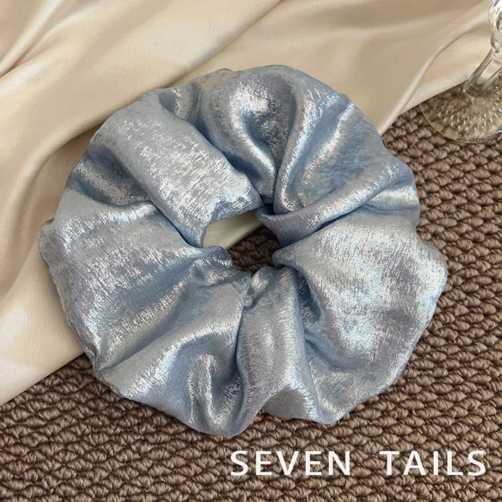 1 Stück Glänzende Metallic-Haargummis - Elegante Champagner- und Seiden-Haaraccessoires für Party und Alltag – Detail 9
